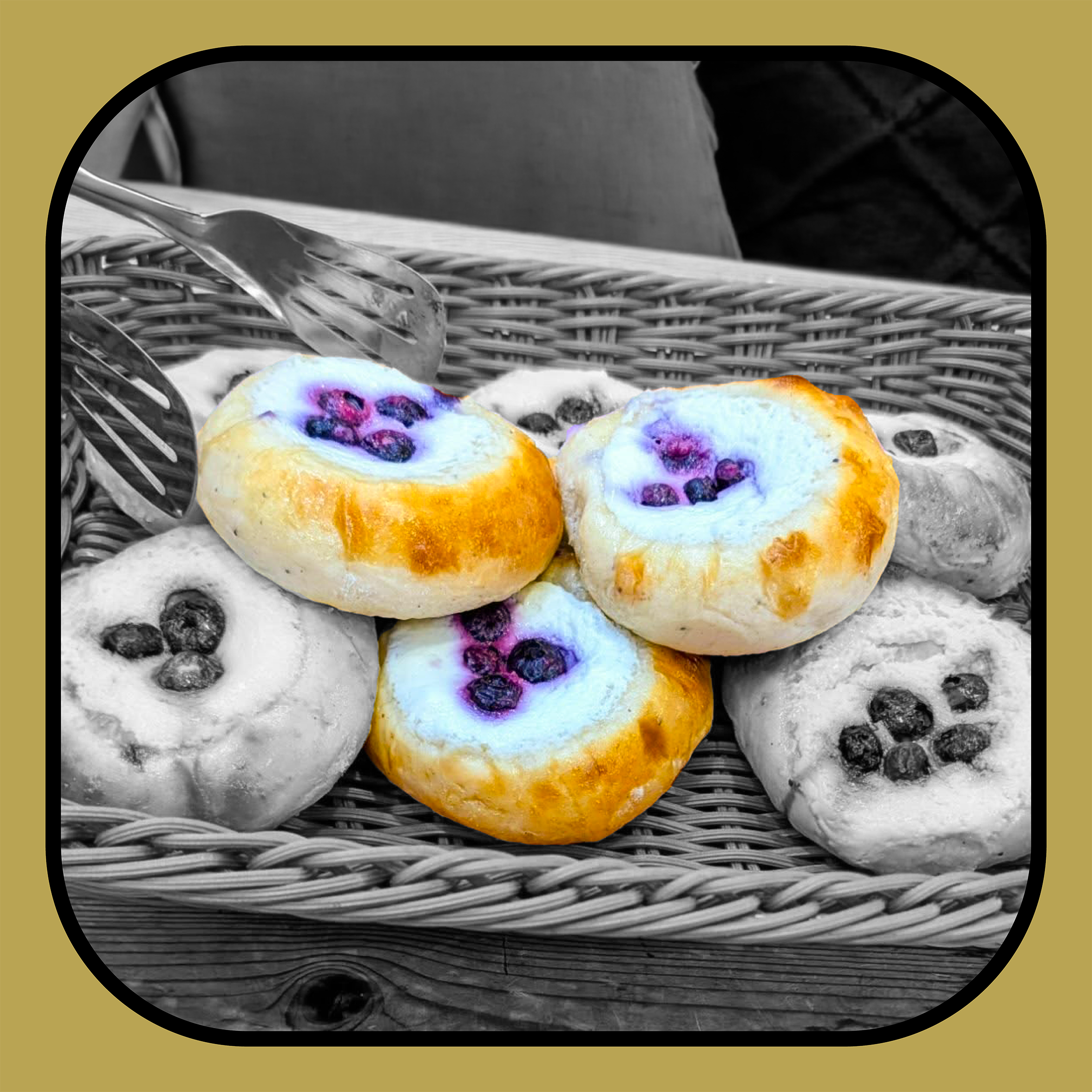 Blueberry Quark Bun